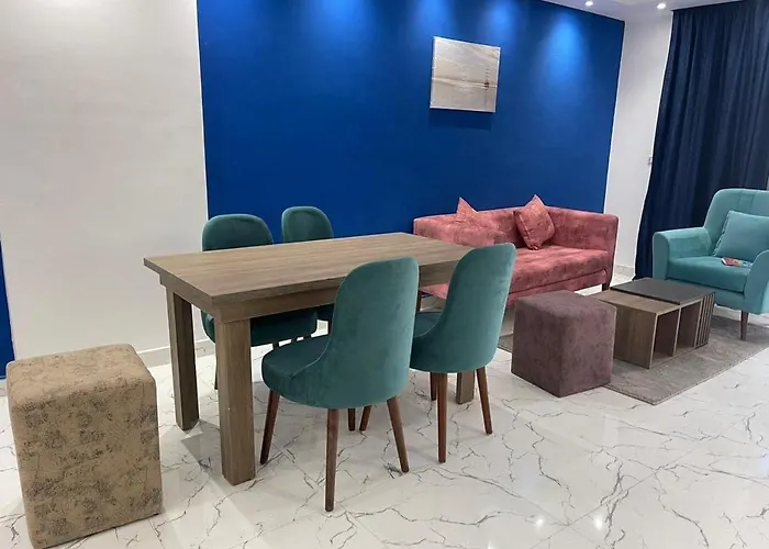 Live In Luxury Hotel-style In The Heart Of The